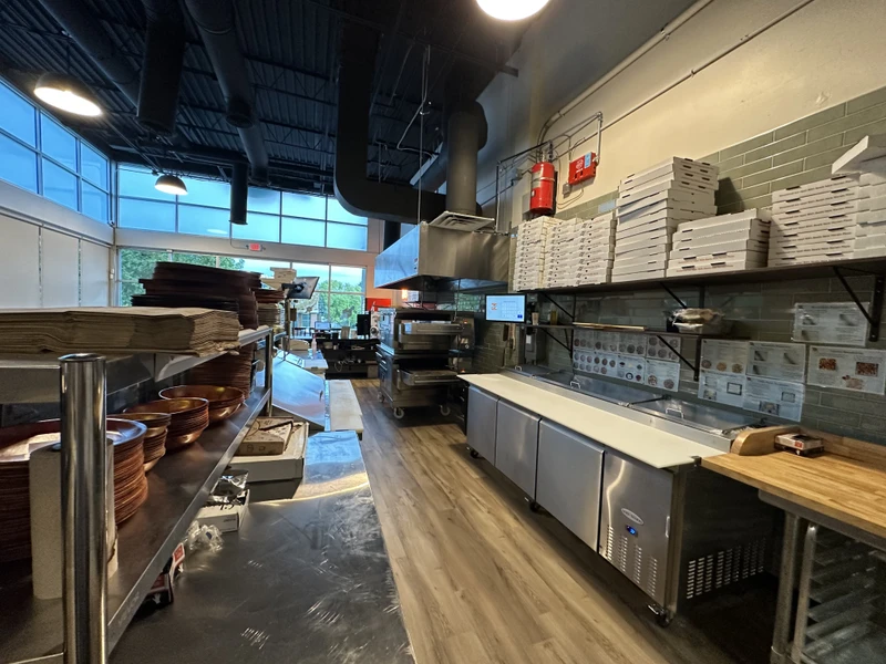 Ah-Beetz Pizza Shop - Photo 15